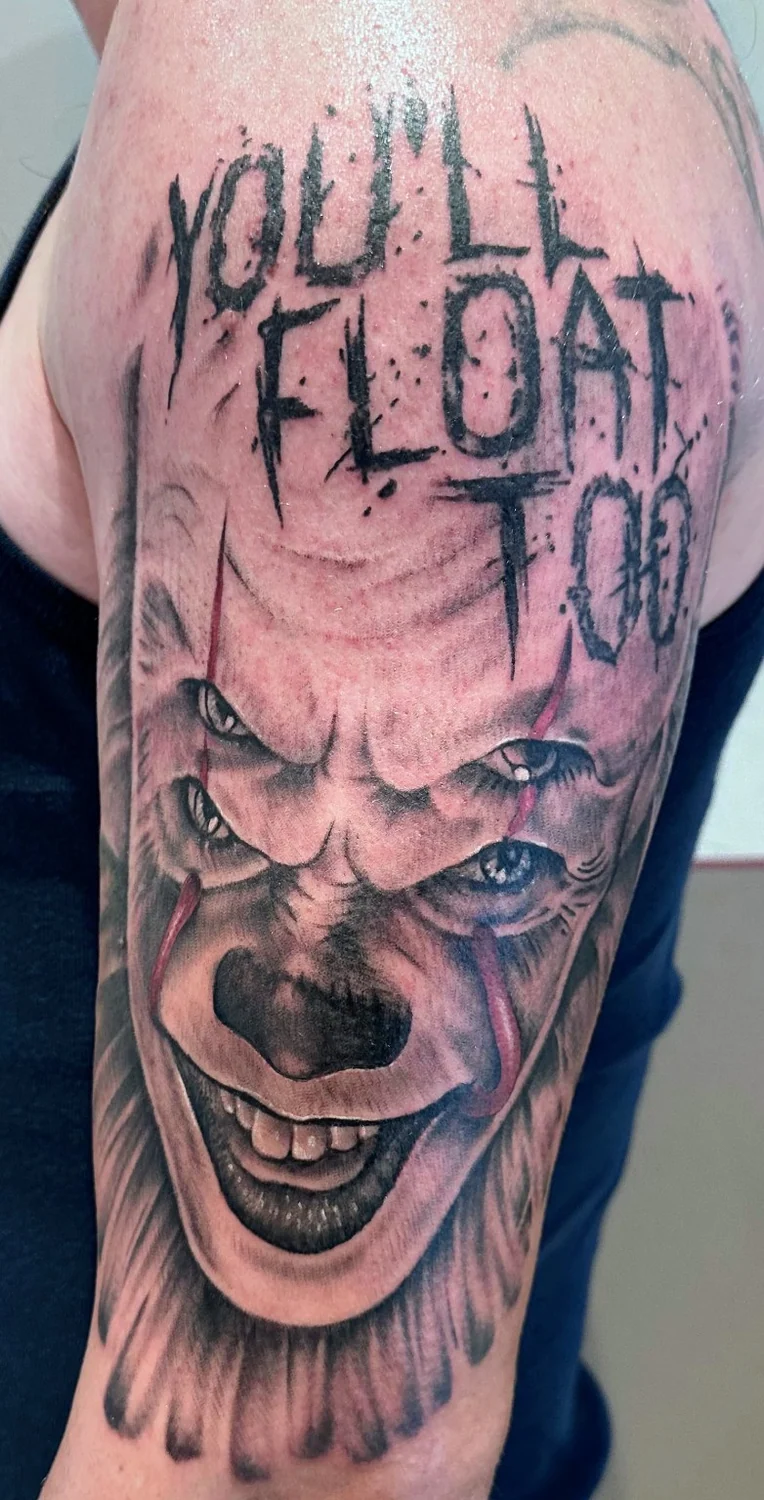 Pennywise-Porträt – Tattoo-Arbeit von Silence